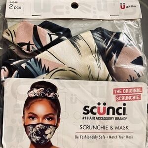 💖3/$15💖 NEW Floral Tropical Scunci Scrunchie & Mask Set
